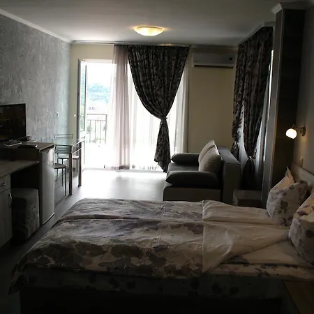 Leon Rent Studio 8 Apartmán *