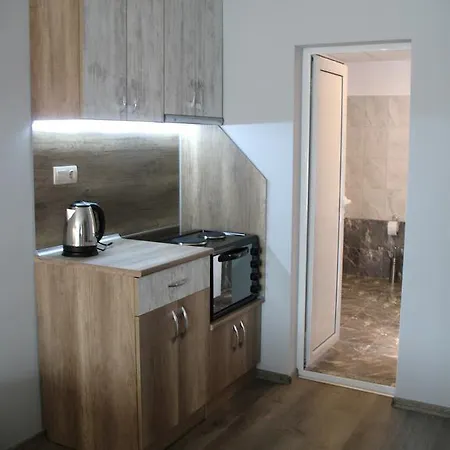 Leon Rent Studio 8 Veliko Tarnovo